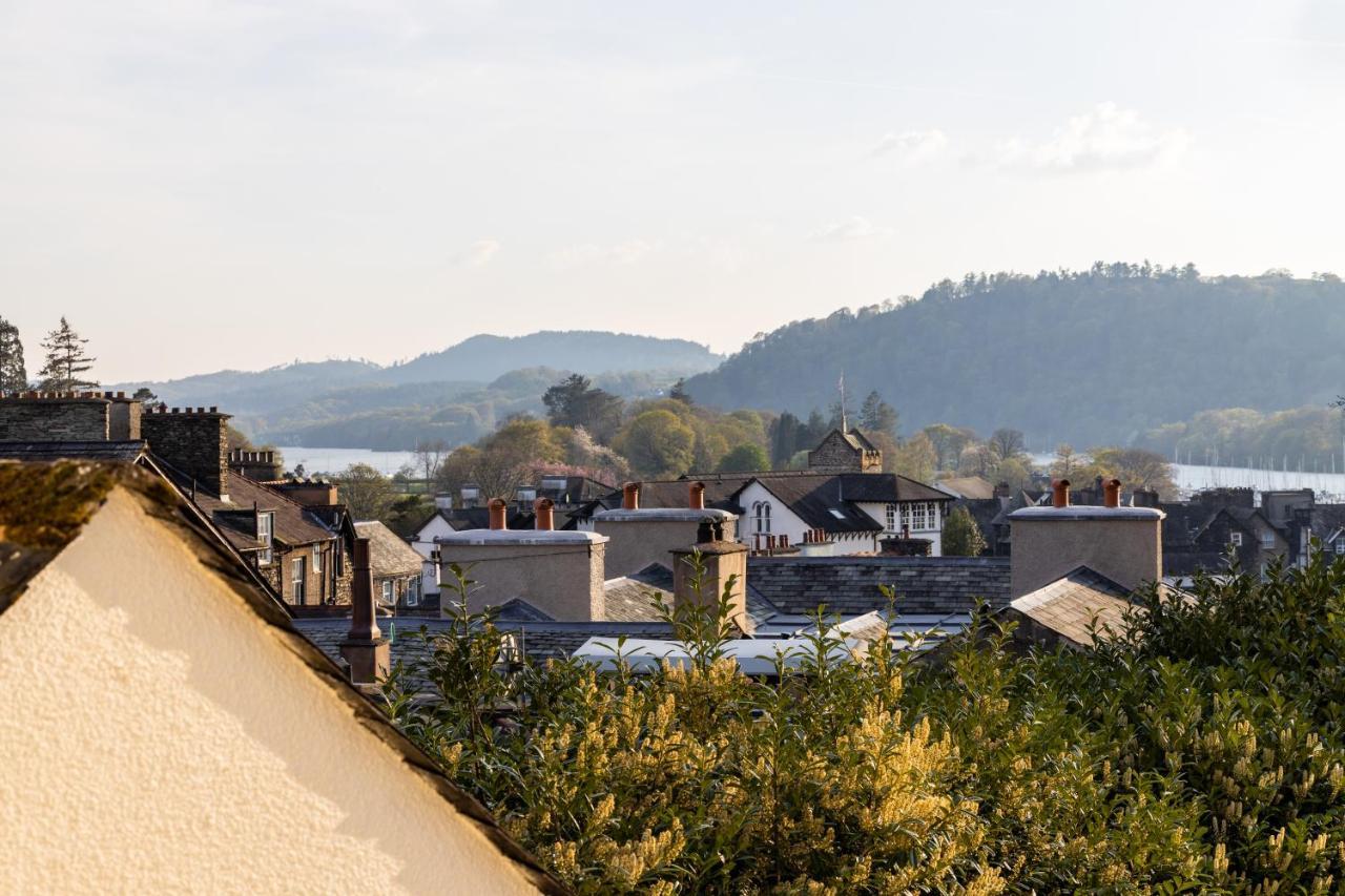 Luxury 2 Bed Room Lake View Apt Bowness Parking ภายนอก รูปภาพ